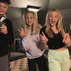 Meet your Posher, Laila